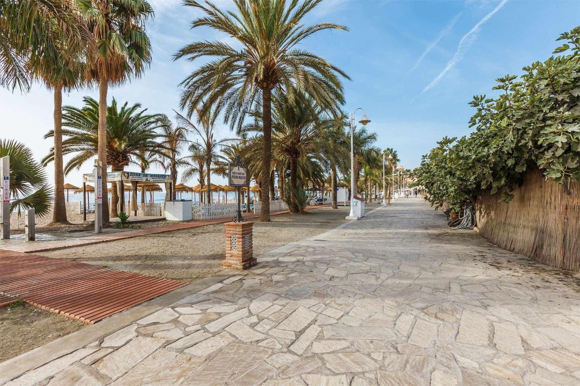 A&N Burriana Beach Nerja Esterno foto